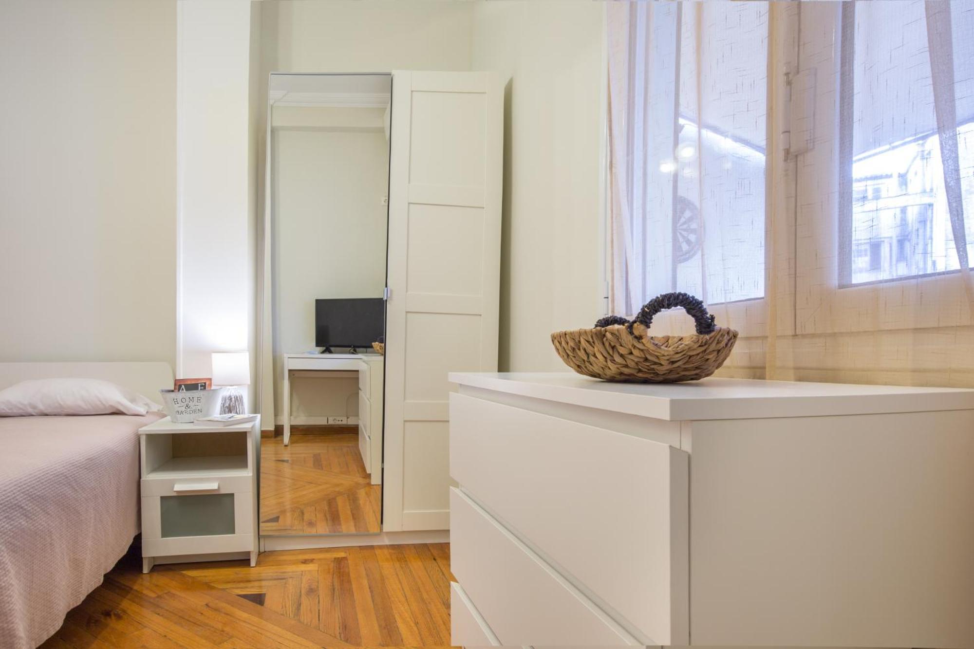 Downtown Quiet Apartment On A Pedestrian Street Athens Exterior photo