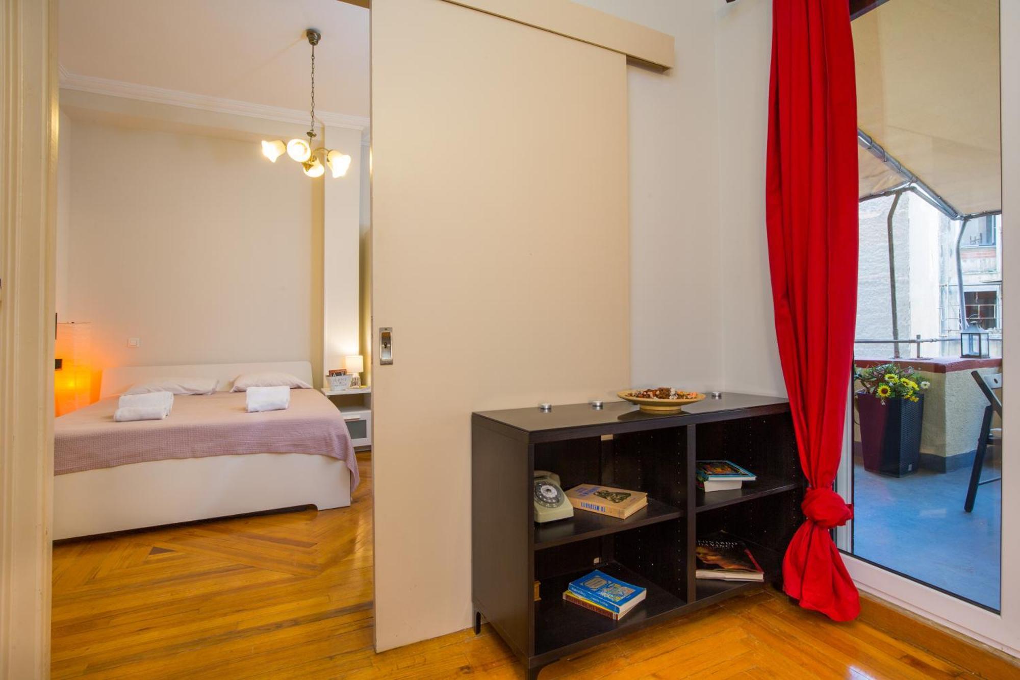 Downtown Quiet Apartment On A Pedestrian Street Athens Exterior photo